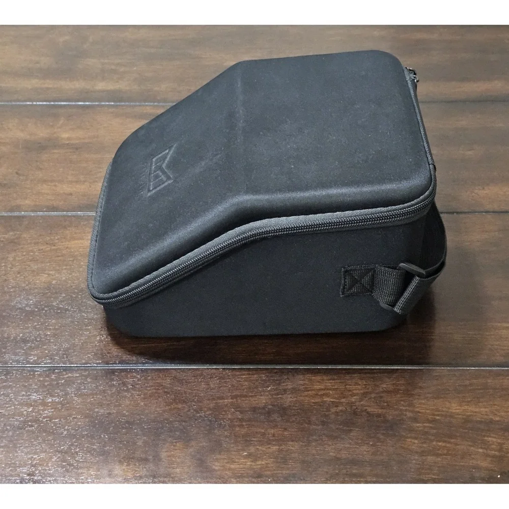 Melin Hat Box Travel Storage Zip Case Black Adjustable Strap Inside Zip Pocket
